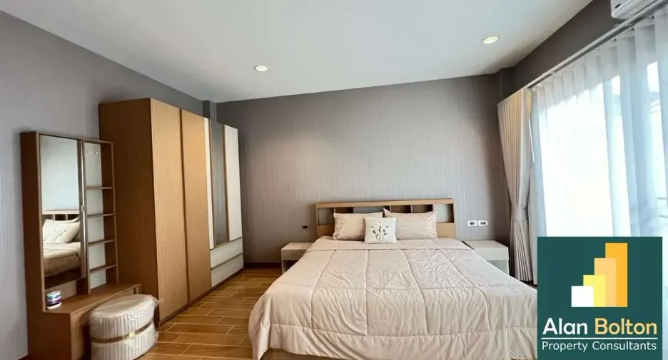 For rent and for sale 3 bedrooms house in Bang Lamung, Chonburi