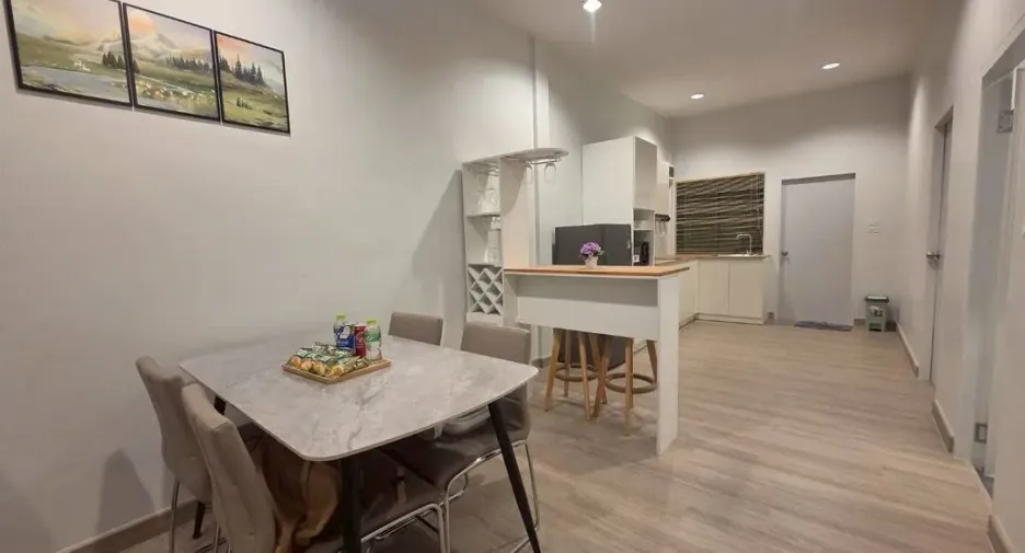 For rent 2 bedrooms house in East Pattaya, Pattaya