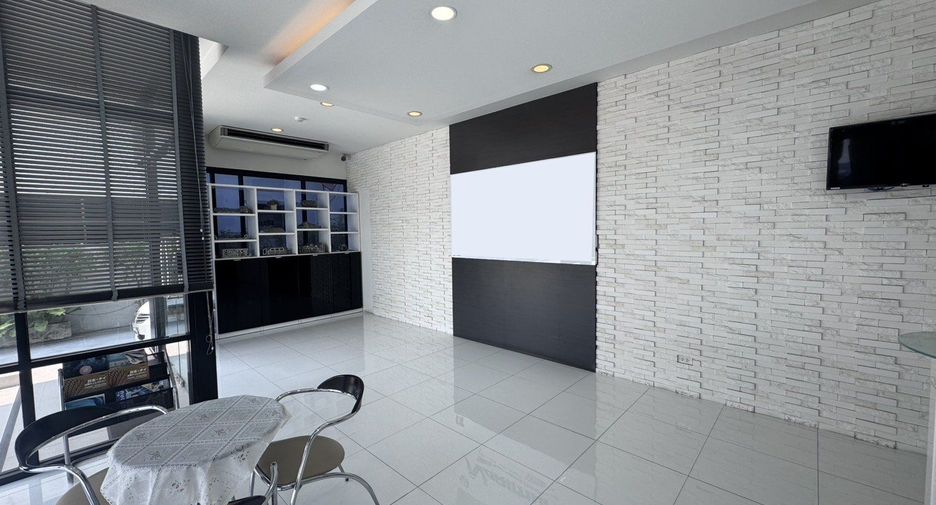For rent office in Din Daeng, Bangkok