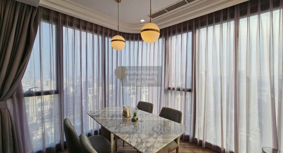 For rent 2 bedrooms condo in Khlong Toei, Bangkok