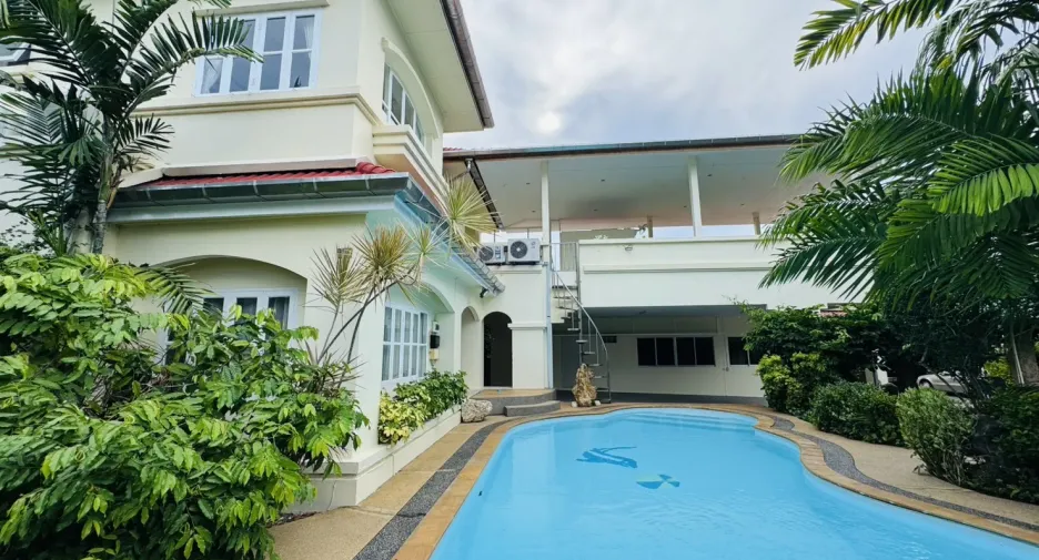 出租 6 卧室 独立屋 在 Phuket Town, 普吉