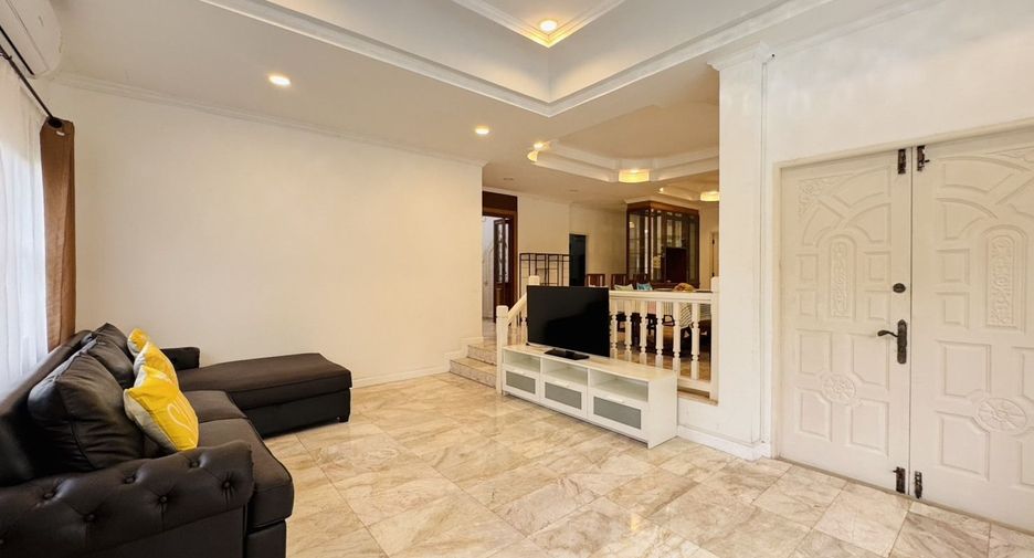 Haus zur Miete mit 6 Zimmer in Mueang Phuket, Phuket