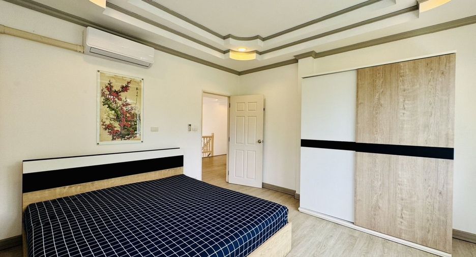 Haus zur Miete mit 6 Zimmer in Mueang Phuket, Phuket