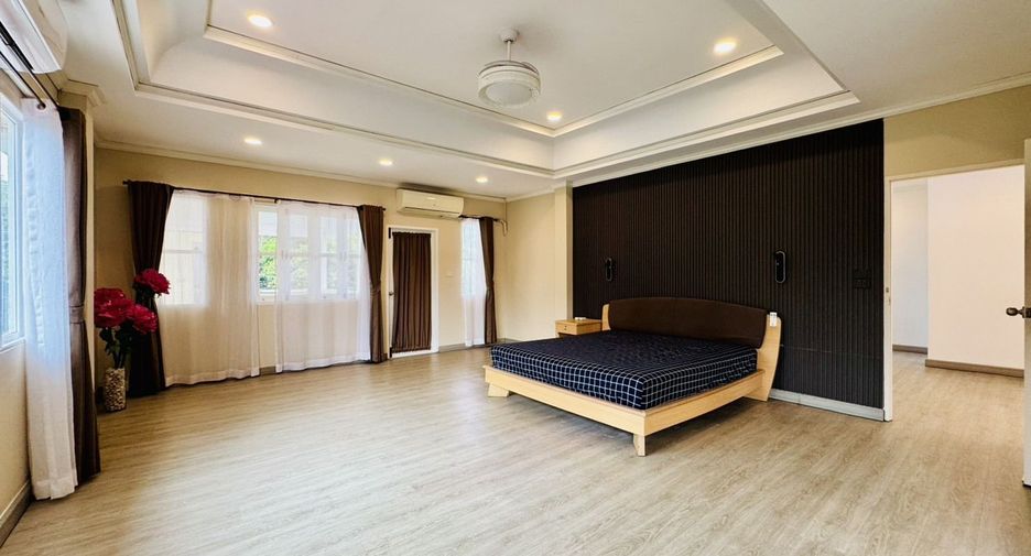 Haus zur Miete mit 6 Zimmer in Mueang Phuket, Phuket