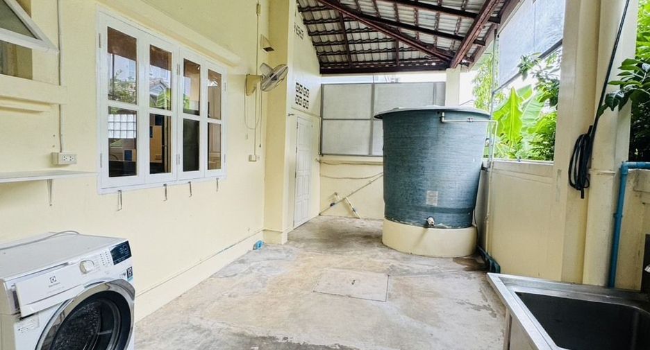 Haus zur Miete mit 6 Zimmer in Mueang Phuket, Phuket