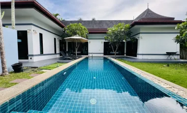 For rent 3 bedrooms villa in Mueang Phuket, Phuket