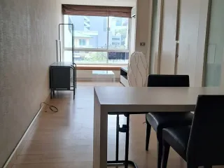 À louer 1 chambre condo à Khlong Toei, Bangkok