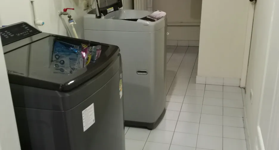 For rent 3 bedrooms condo in Khlong Toei, Bangkok
