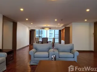 À louer 3 chambres appartement à Khlong Toei, Bangkok