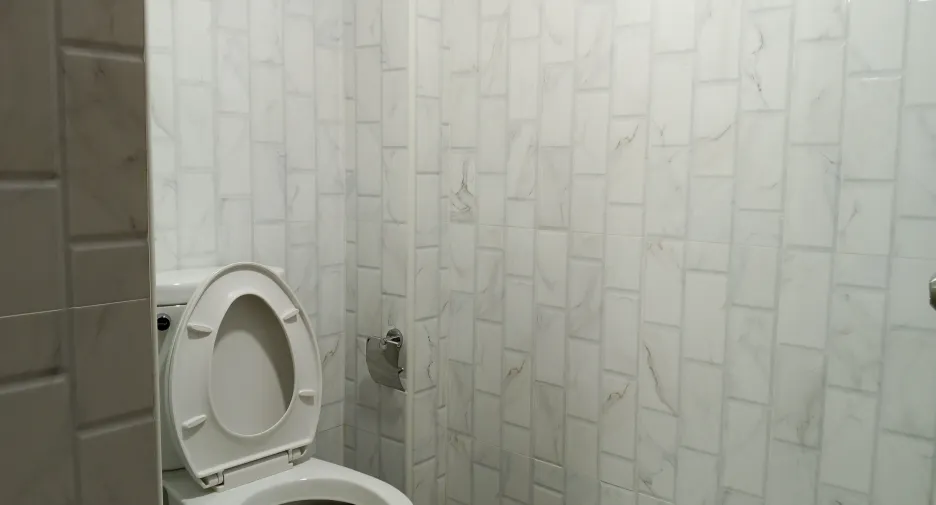 For rent 3 bedrooms apartment in Khlong Toei, Bangkok