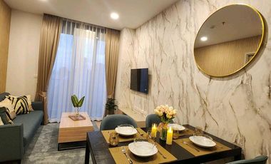 Condo en alquiler de 2 habitaciones en Ratchathewi, Bangkok