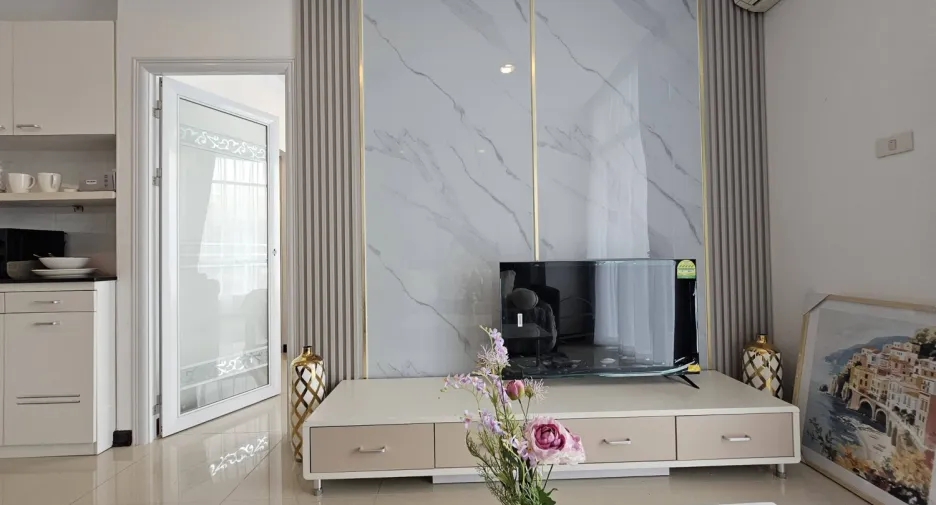 For sale 1 bed condo in East Pattaya, Pattaya