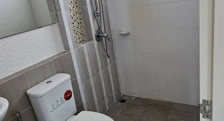 For sale 4 bedrooms house in Si Racha, Chonburi