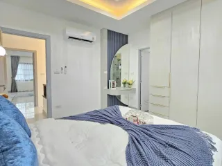 For sale 4 ベッドルーム house in Bang Lamung, Chonburi