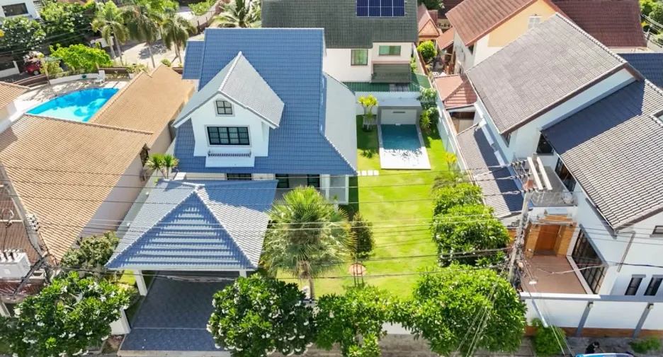 Villa en venta de 4 habitaciones en Bang Lamung, Chonburi