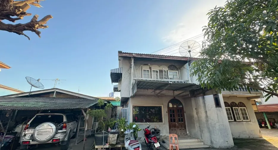 Продажа 5 спальни дом в Mueang Nakhon Pathom, Накхонпатхом