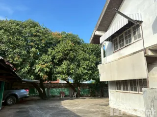 Продажа 5 спальни дом в Mueang Nakhon Pathom, Накхонпатхом