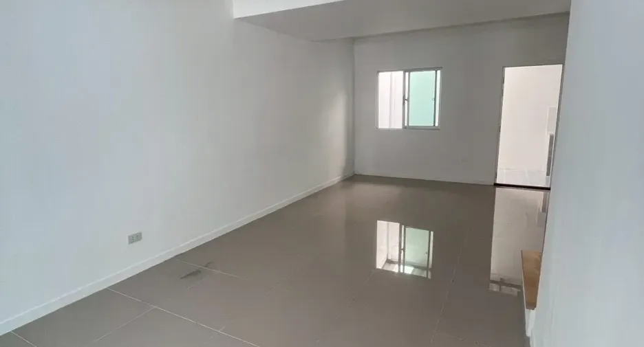 For sale 3 bedrooms townhouse in Sam Phran, Nakhon Pathom