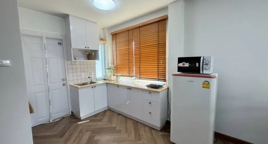 For rent 2 ベッドルーム townhouse in Ban Chang, Rayong
