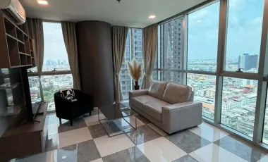 Condo en alquiler de 1 habitaciones en Khlong Toei, Bangkok