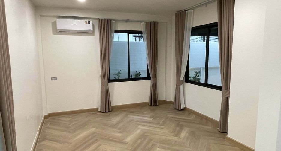 À vendre 3 chambres maison à Bueng Kum, Bangkok