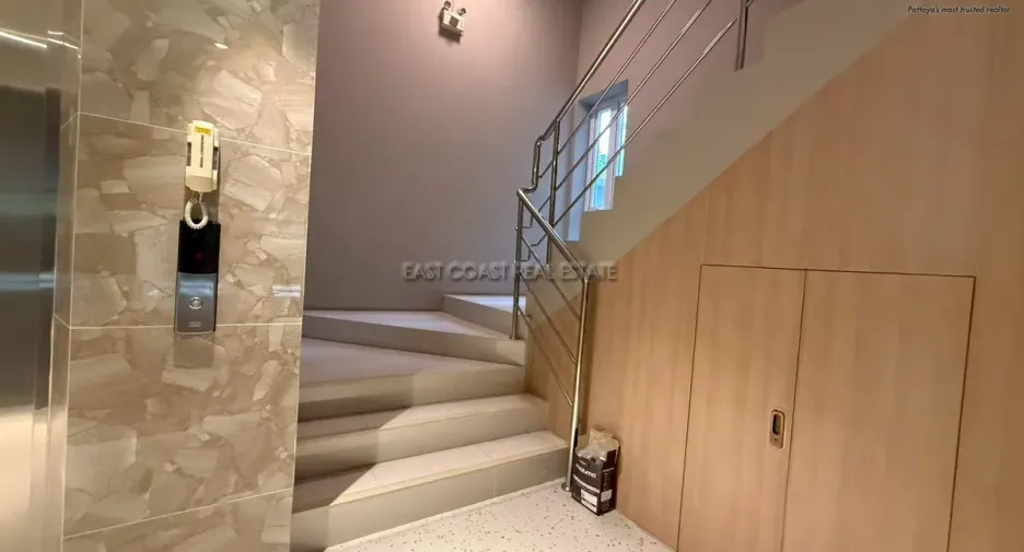 For sale 10 ベッドルーム condo in Bang Lamung, Chonburi