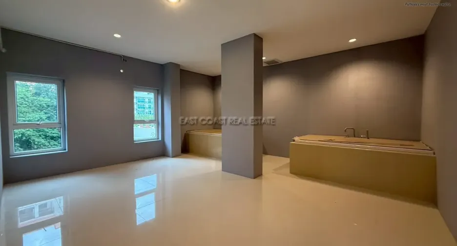 For sale 10 ベッドルーム condo in Bang Lamung, Chonburi