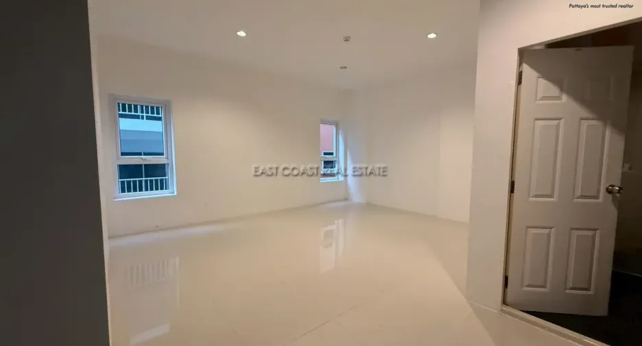 For sale 10 ベッドルーム condo in Bang Lamung, Chonburi