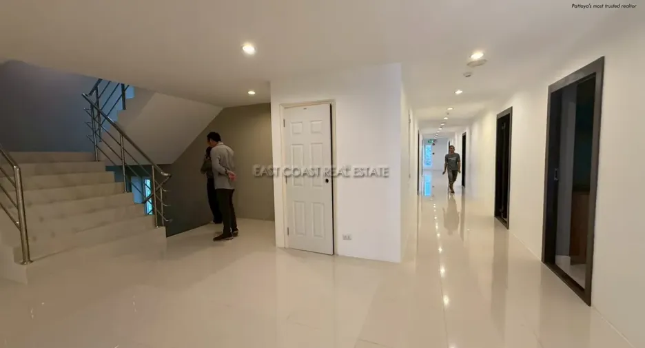 For sale 10 ベッドルーム condo in Bang Lamung, Chonburi
