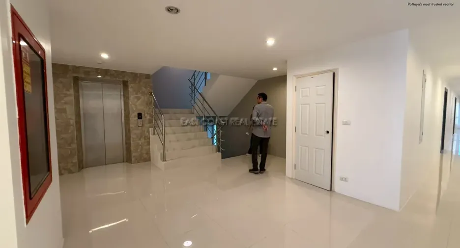 For sale 10 ベッドルーム condo in Bang Lamung, Chonburi