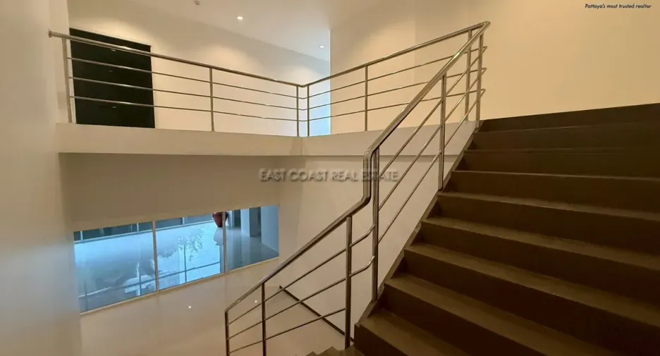 For sale 10 ベッドルーム condo in Bang Lamung, Chonburi