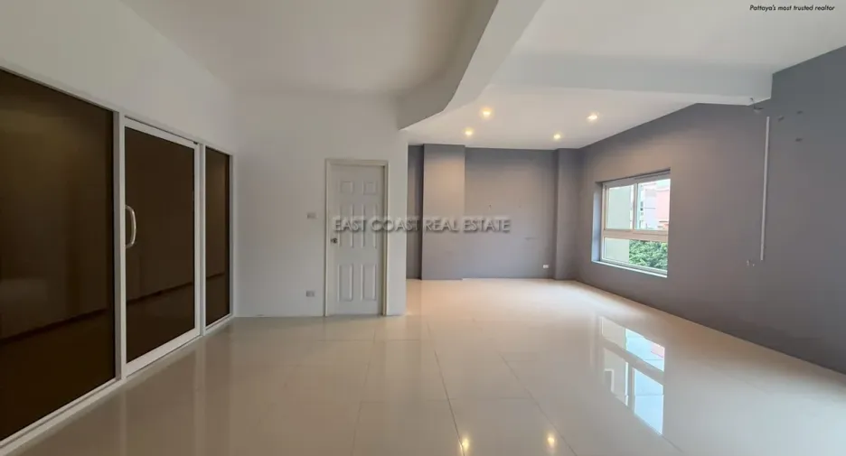 For sale 10 ベッドルーム condo in Bang Lamung, Chonburi
