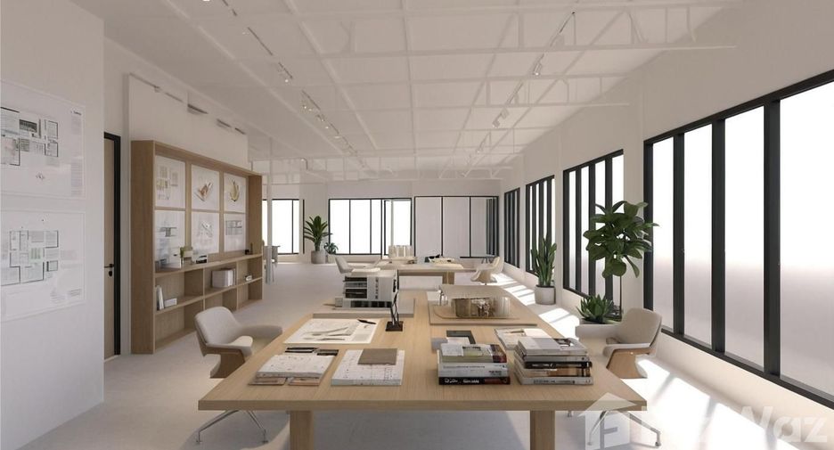 For rent retail Space in Watthana, Bangkok