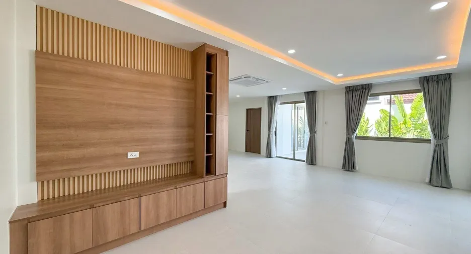 Haus zum Kauf mit 4 Zimmer in Mueang Phuket, Phuket