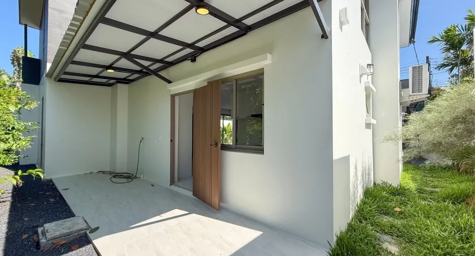 Haus zum Kauf mit 4 Zimmer in Mueang Phuket, Phuket