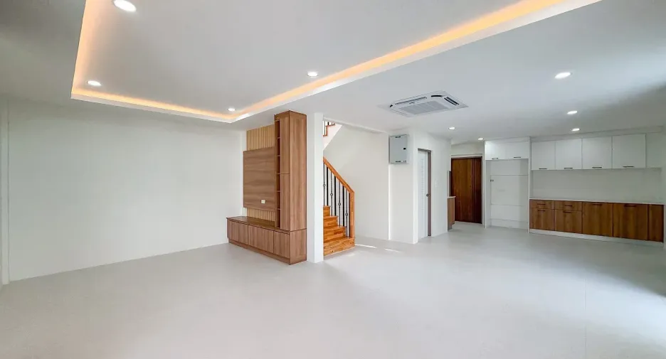 Haus zum Kauf mit 4 Zimmer in Mueang Phuket, Phuket
