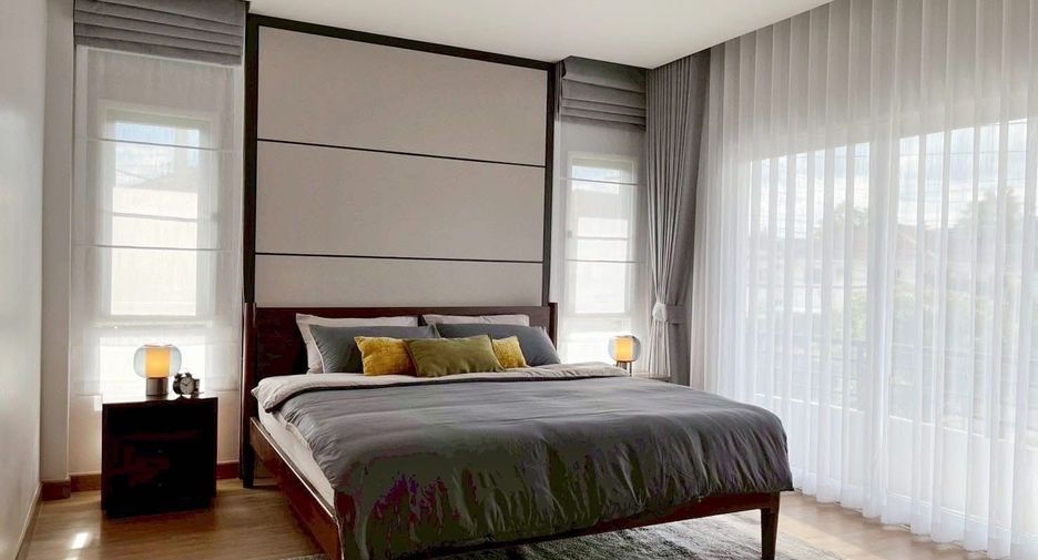 For rent 4 bedrooms house in Mueang Chiang Mai, Chiang Mai