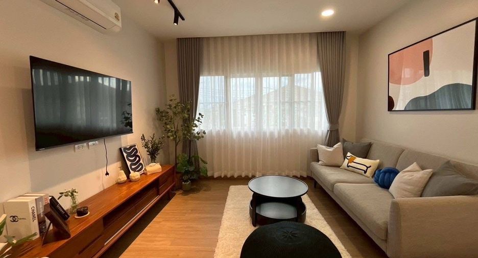 For rent 4 bedrooms house in Mueang Chiang Mai, Chiang Mai