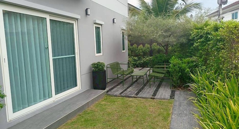 For rent 4 bedrooms house in Mueang Chiang Mai, Chiang Mai