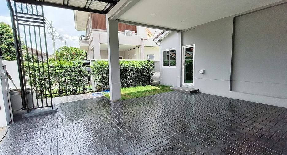 For rent 4 bedrooms house in Mueang Chiang Mai, Chiang Mai