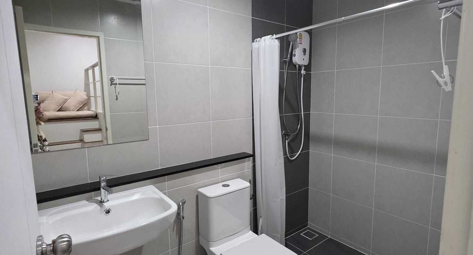 For rent 3 bedrooms townhouse in Mueang Phuket, Phuket