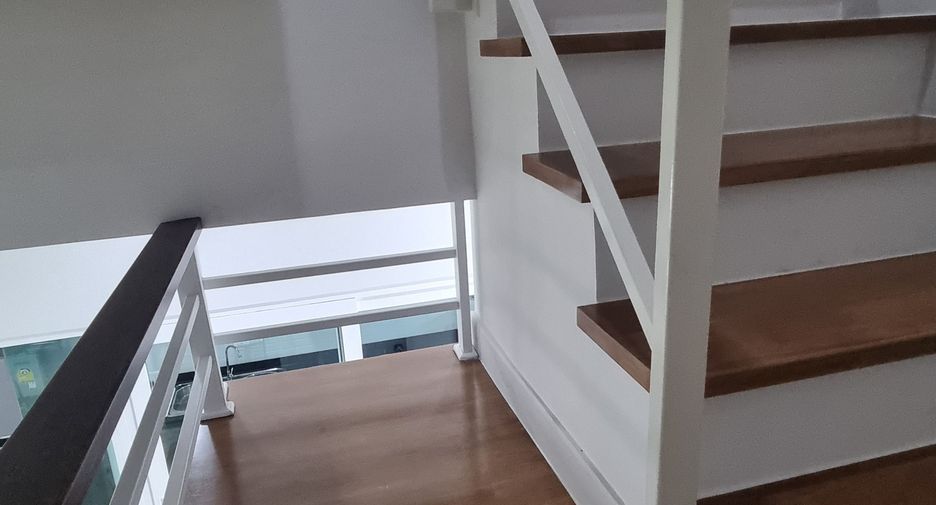 For rent 3 bedrooms townhouse in Mueang Phuket, Phuket