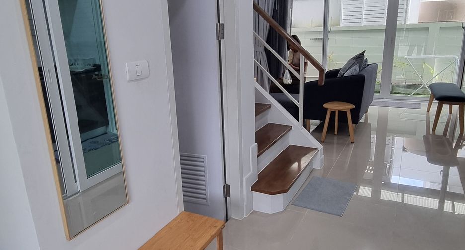 For rent 3 bedrooms townhouse in Mueang Phuket, Phuket