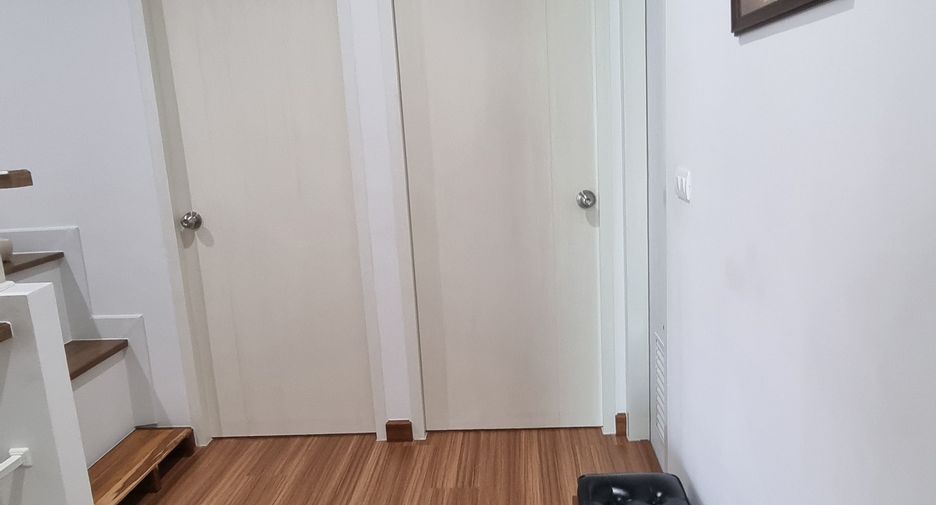 For rent 3 bedrooms townhouse in Mueang Phuket, Phuket