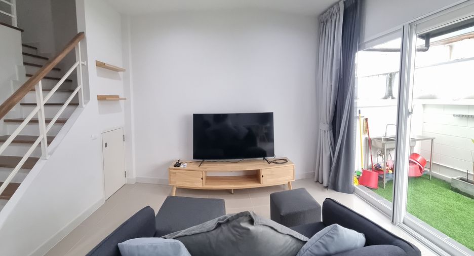 For rent 3 bedrooms townhouse in Mueang Phuket, Phuket