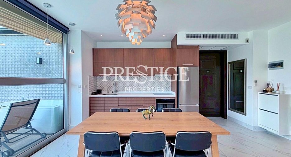 For sale 2 ベッドルーム condo in Pratumnak, Pattaya