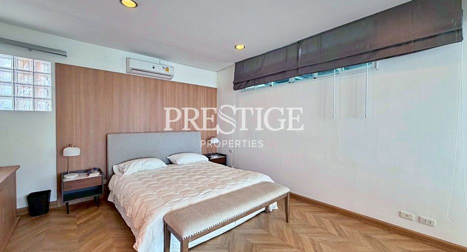 For sale 2 ベッドルーム condo in Pratumnak, Pattaya