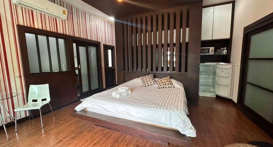 For rent 11 bedrooms hotel in Sattahip, Chonburi