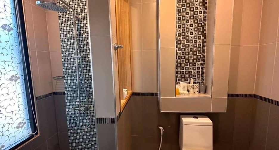 For rent 11 bedrooms hotel in Sattahip, Chonburi