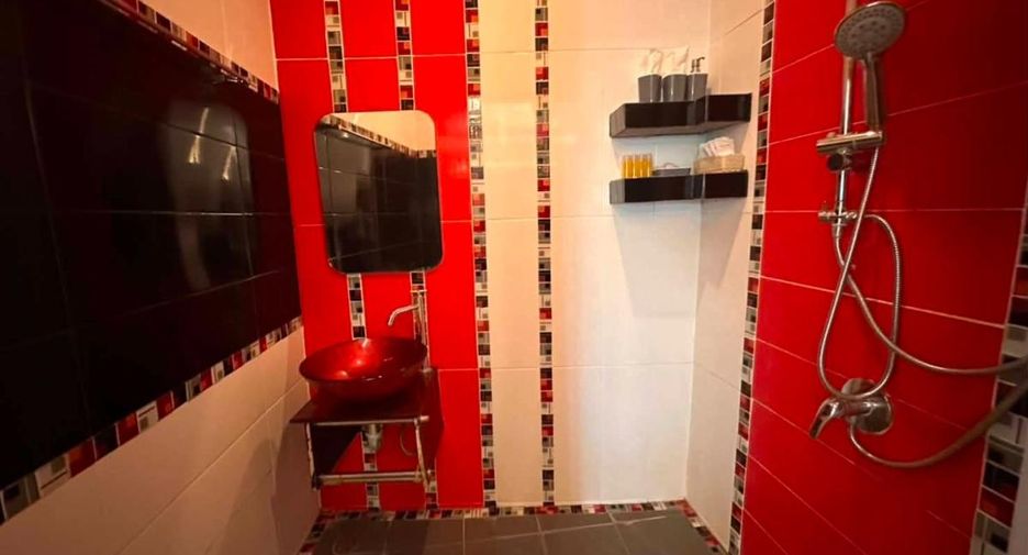 For rent 11 bedrooms hotel in Sattahip, Chonburi